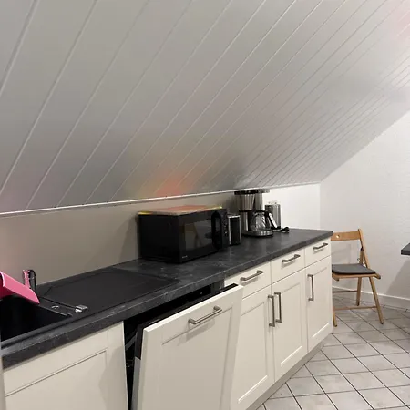 Apartment Einfamilienhaus Unterm Dach *